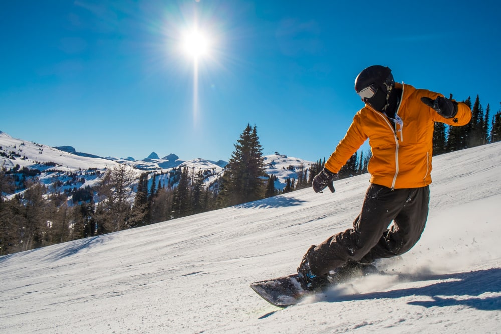 Jak dbać o deskę snowboardową?